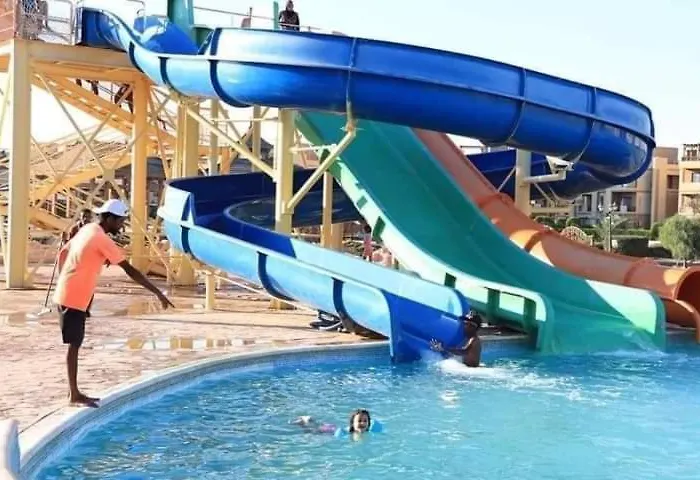 Blue Bay Sokhna Aqua Park بلو باي اسيا العين السخنه - عائلات فقط Apart Otel 4*