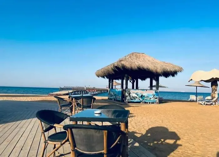 Blue Bay Sokhna Aqua Park بلو باي اسيا العين السخنه - عائلات فقط