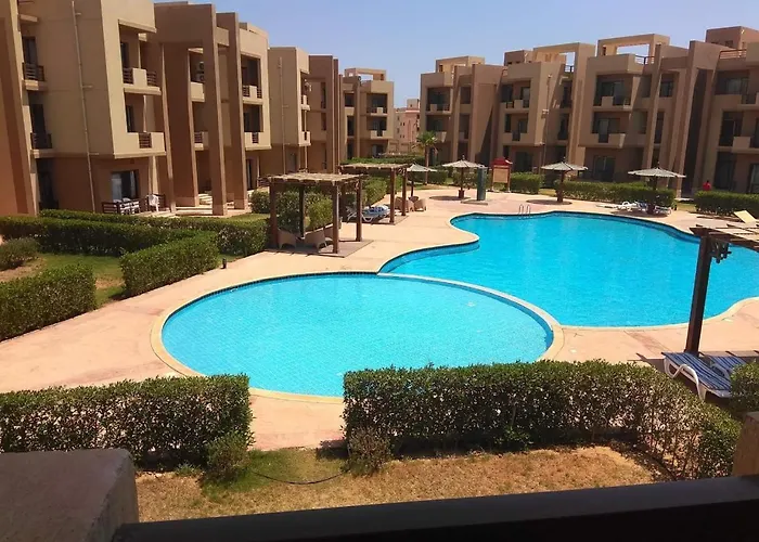 Blue Bay Sokhna Aqua Park بلو باي اسيا العين السخنه - عائلات فقط Apart Otel 4*