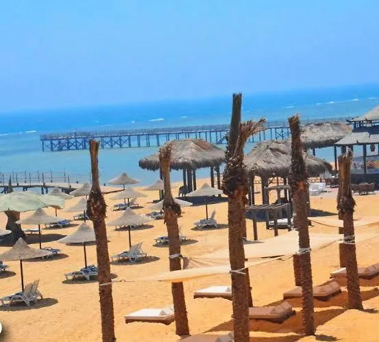 Blue Bay Sokhna Aqua Park بلو باي اسيا العين السخنه - عائلات فقط