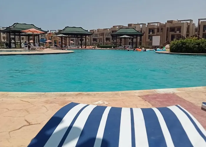 Blue Bay Sokhna Aqua Park بلو باي اسيا العين السخنه - عائلات فقط